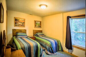 Cedar-Bluff-Guest-Bedroom-2 (Copy)
